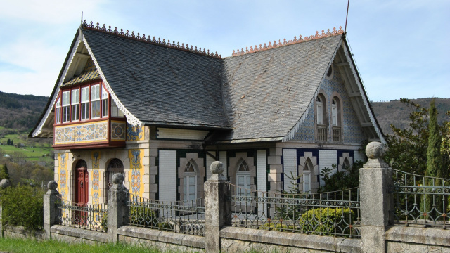 Paseo Indiano por la villa de Boal